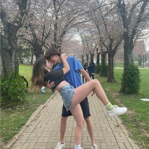 Meet your Posher, Mady